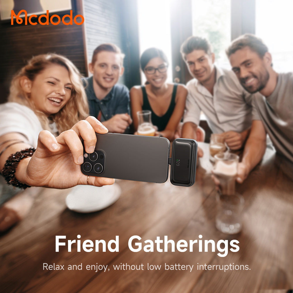 Mcdodo 22.5W Digital Display 5000mAh Pocket Power Bank with Built-in Cable & Connector (For USB-C)