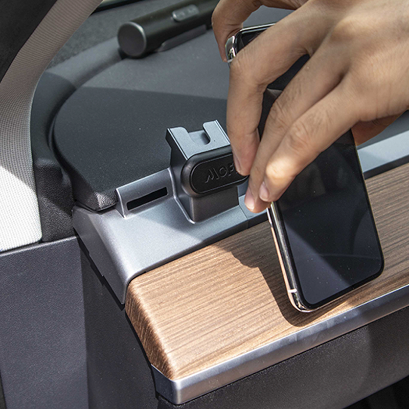 MOFT Single Magnetic Mount - Compatible With Magnetic Accessories