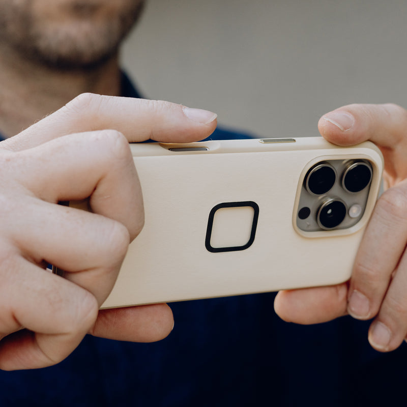 Peak Design Everyday Clarino Case iPhone 16 Pro