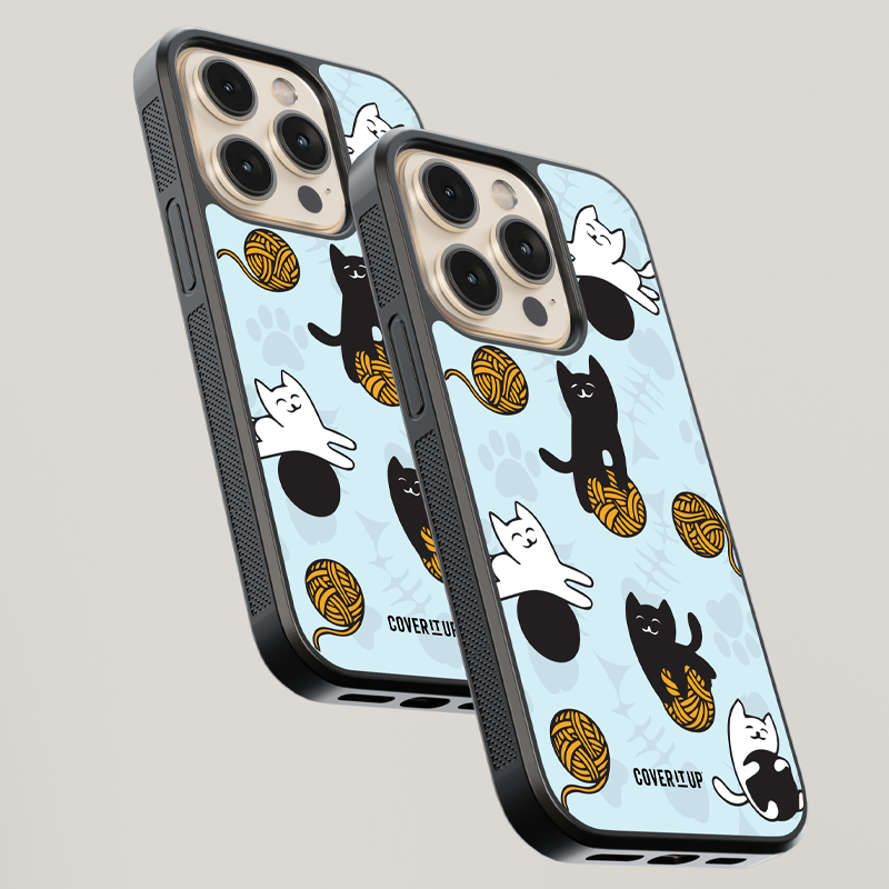 Cats Rolling in the Yarn Glass Case