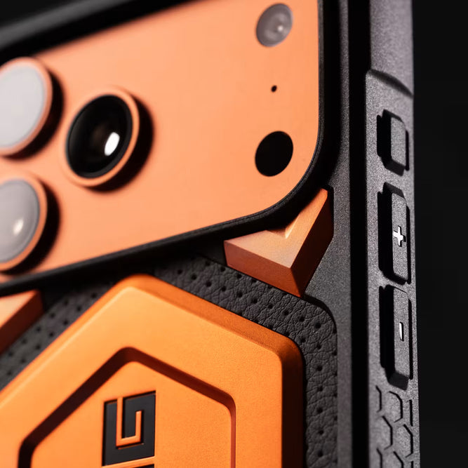 UAG Urban Armor Gear Exclusive Monarch Pro iPhone 17 Pro Max Case