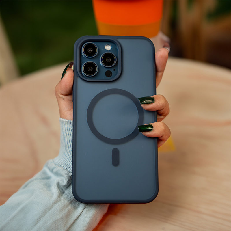 Smoky Spectrum Colorful MagSafe Case