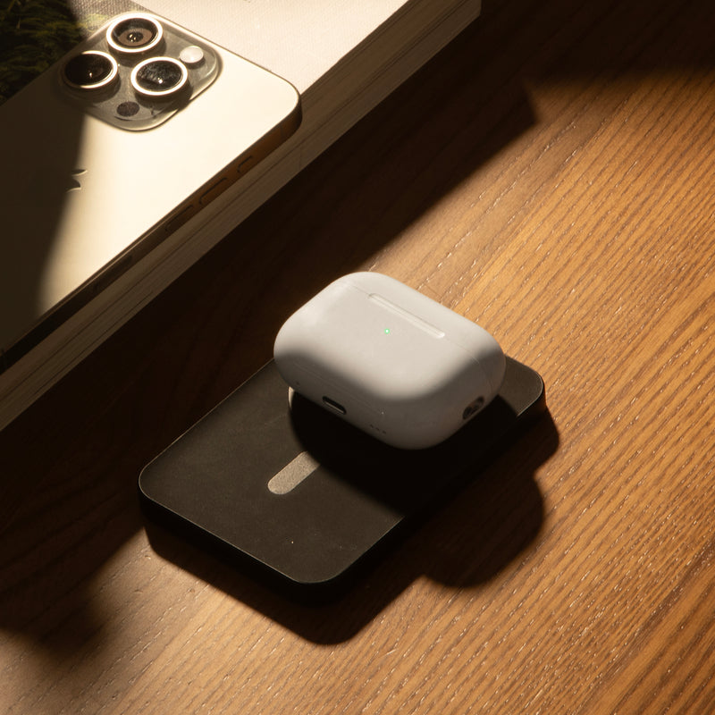 Native Union (Re)Classic Power Bank | Magnetic The slimmest 5000mAh power bank for an extra 100% charge