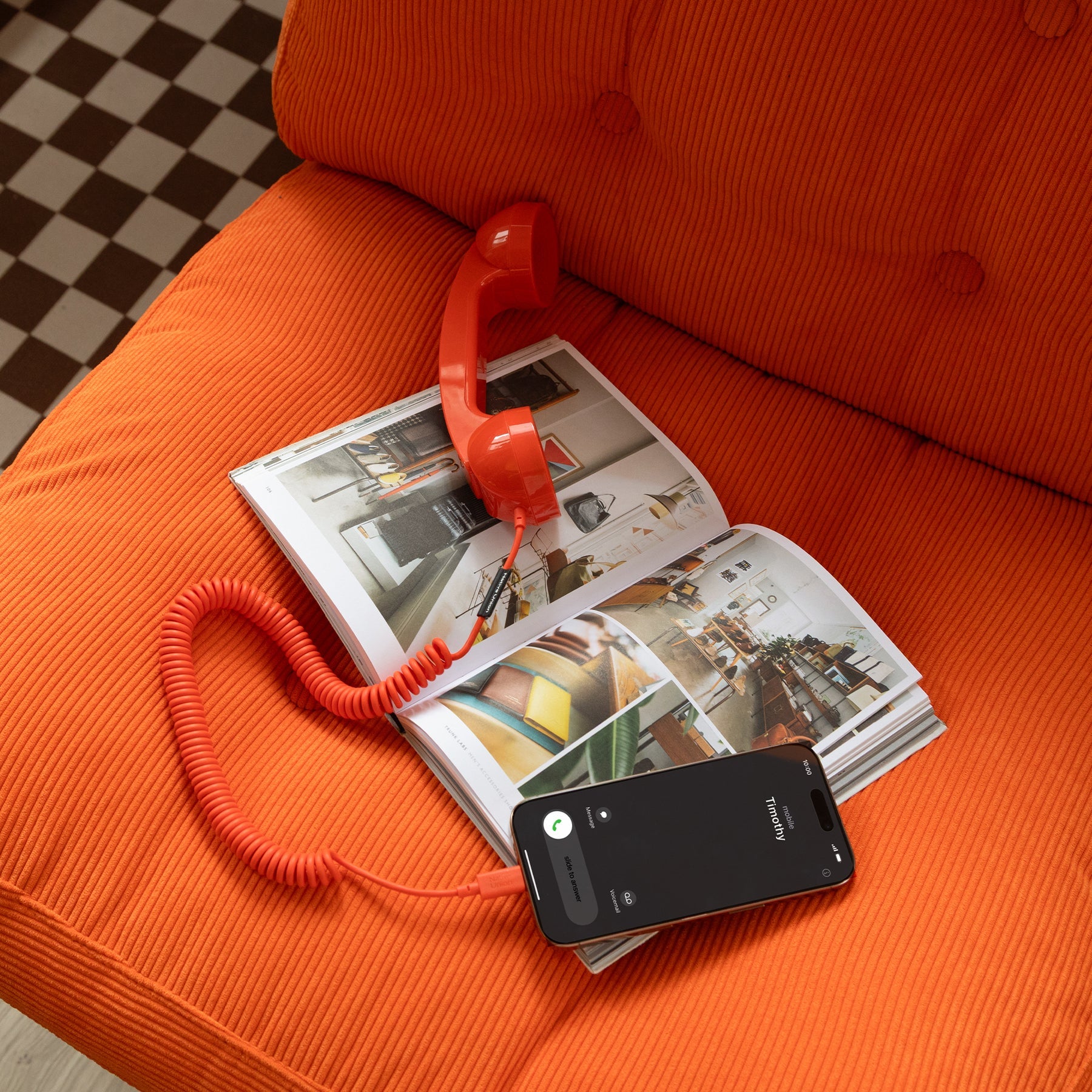#color_Alarm Red