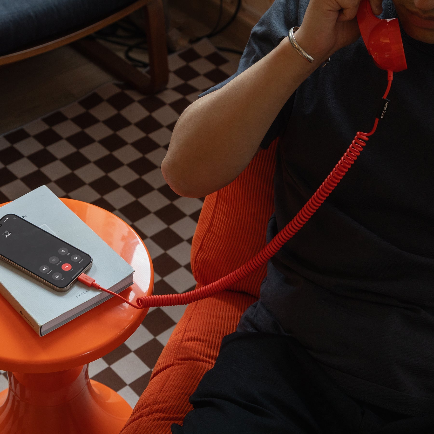 #color_Alarm Red