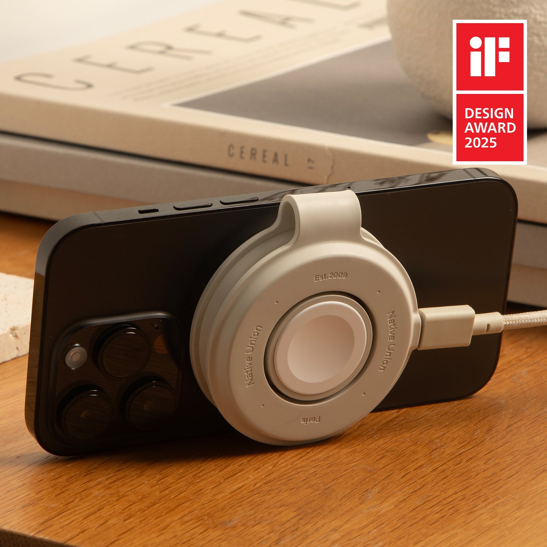 Native Union Voyage 2-in-1 Magnetic Wireless Charger The space-saving multi-device charging station for all your travels