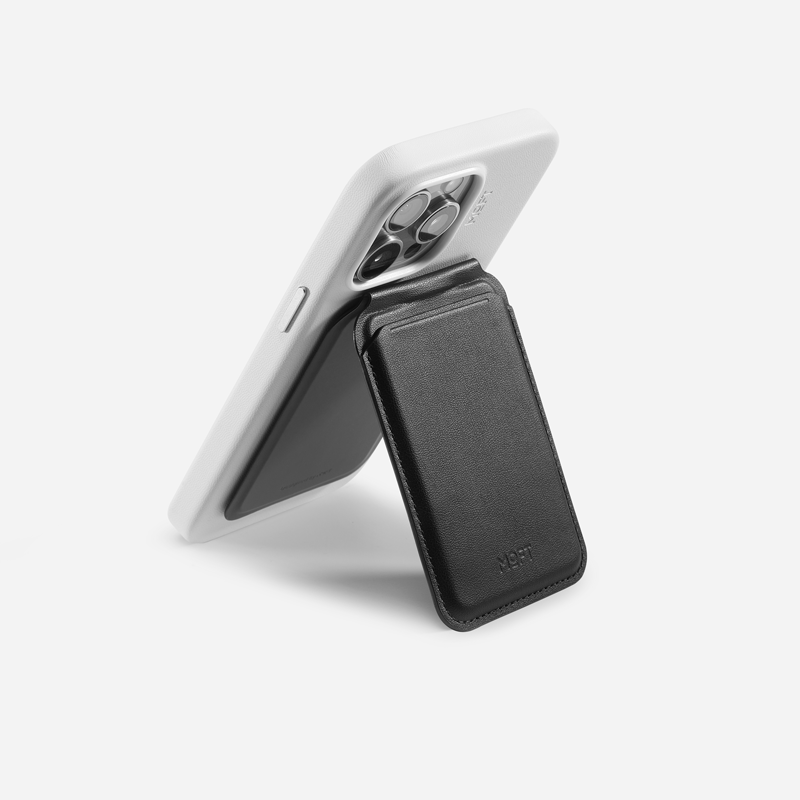 MOFT Flash Wallet & Stand - Compatible Models: iPhone 12/13/14/15/16/17 series (Plus/Pro/Pro Max) and MagSafe-compatible cases. Works with non-MagSafe phones using the included metal ring.