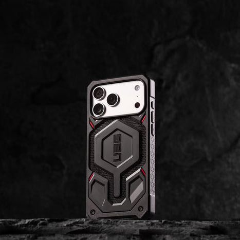 UAG Urban Armor Gear Monarch Pro Kevlar iPhone 17 Pro Case