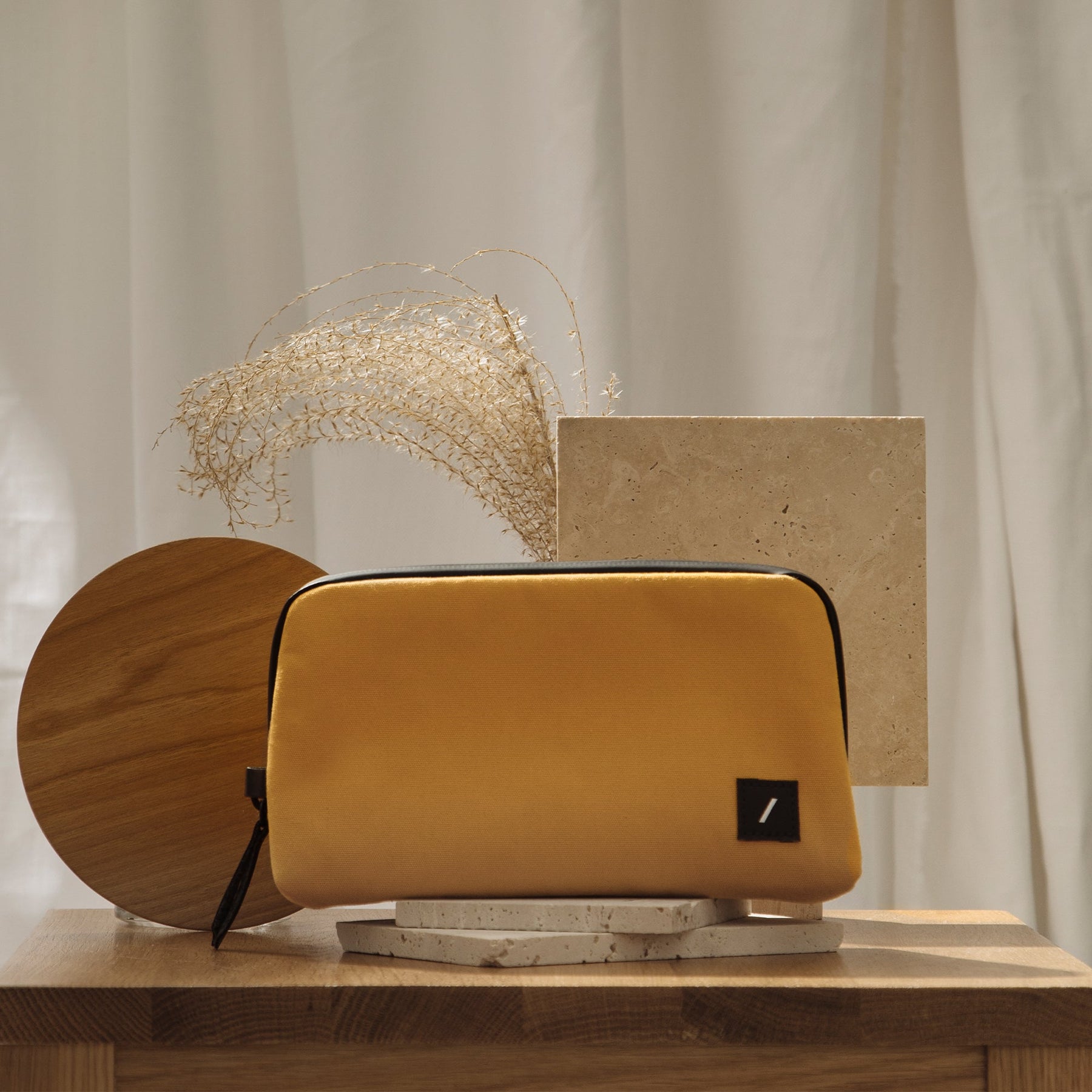 Native Union W.F.A Tech Organizer