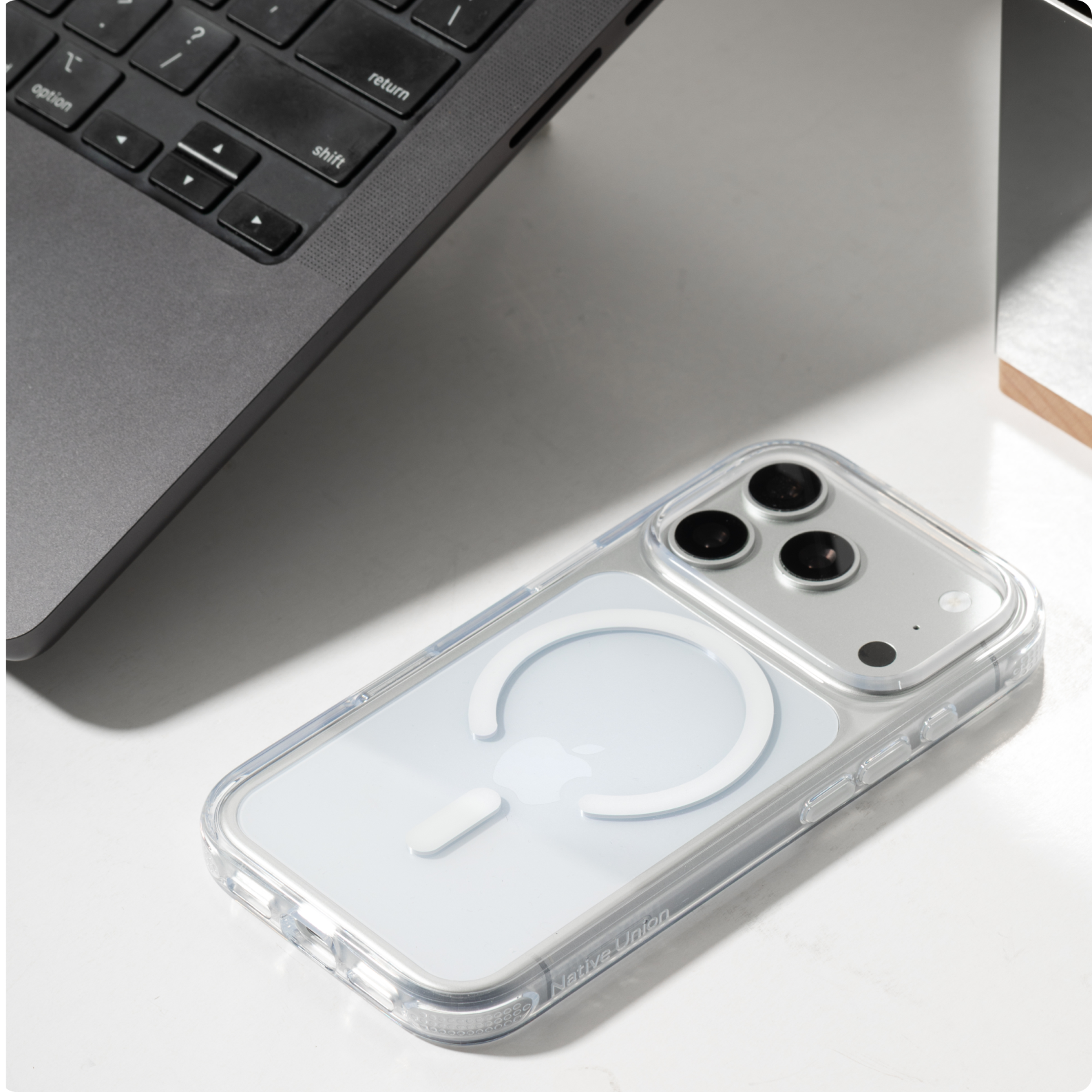 Native Union (Re) Clear Case for iPhone 18 Pro Max The transparent recycled iPhone case with built-in magnets