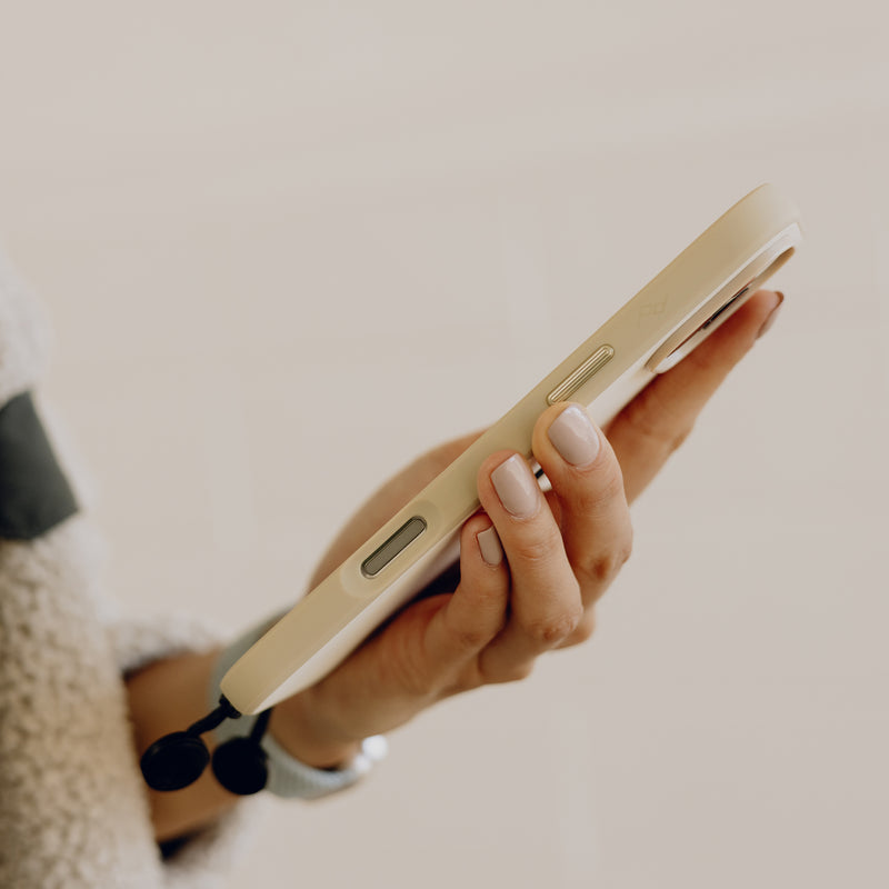 Peak Design Everyday Clarino Case iPhone 16 Pro