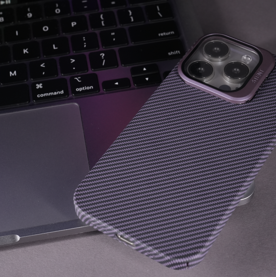 Kickstand Carbon Fiber Textured Case