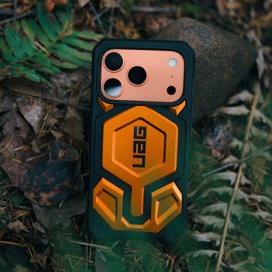 UAG Urban Armor Gear Exclusive Monarch Pro iPhone 17 Pro Max Case