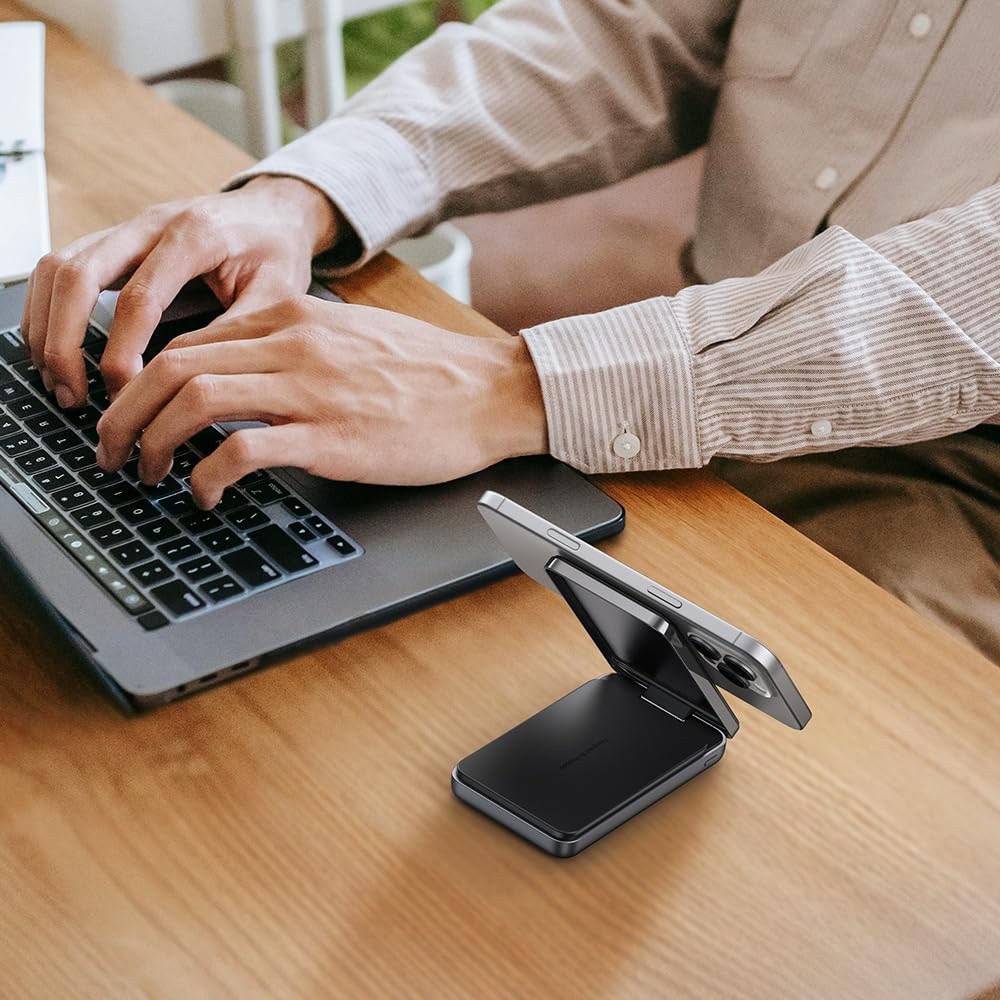 Mcdodo MagQ 2-in-1 10000mAh 20W Qi2 Magnetic Powerbank and Foldable Phone Stand