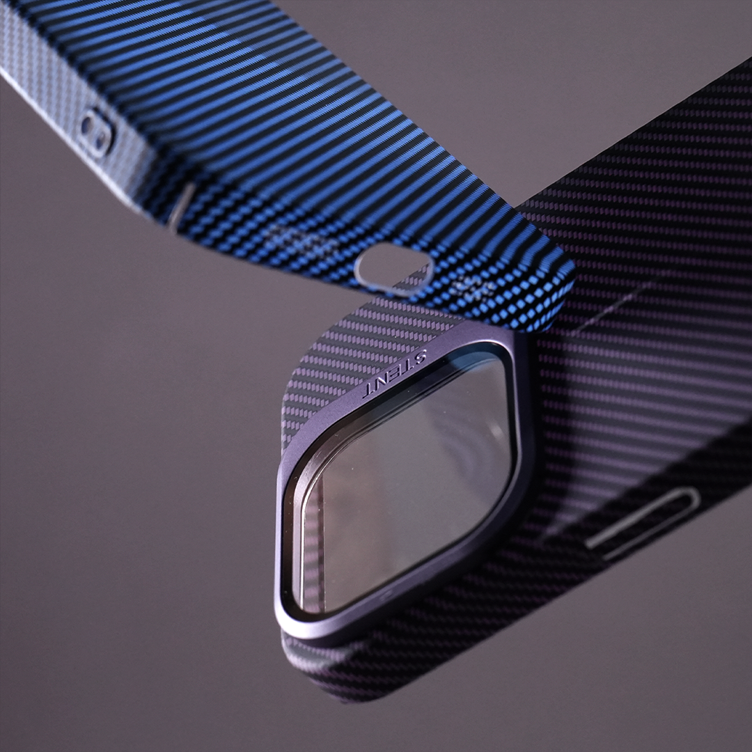 Kickstand Carbon Fiber Textured Case